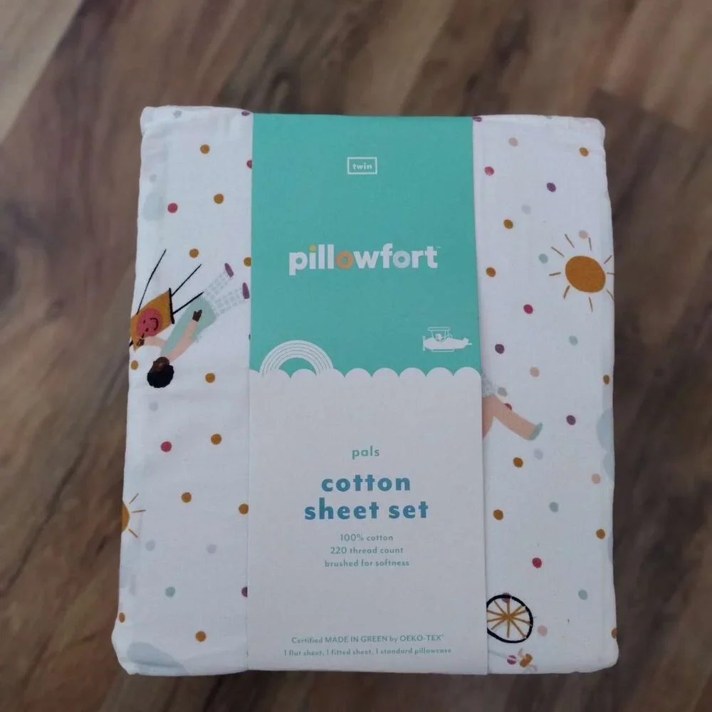 100 % cotton Twin size Pillowfort sheet set for kids Pals Multicolor Beautiful
